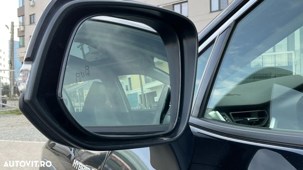 Toyota RAV4 2.5 Hybrid VVT-iE 4x4 Luxury Premium - 19