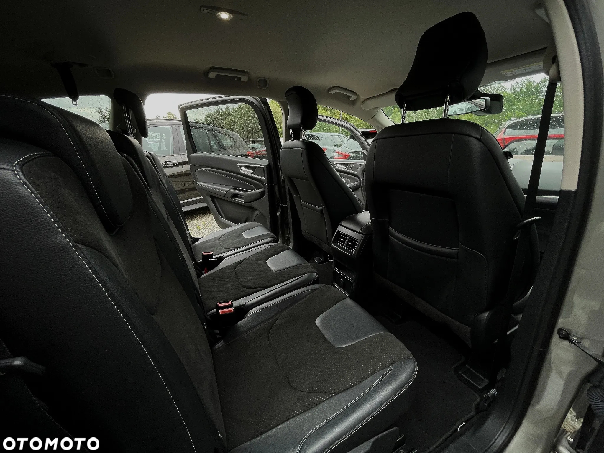 Ford S-Max 2.0 EcoBoost Titanium - 36