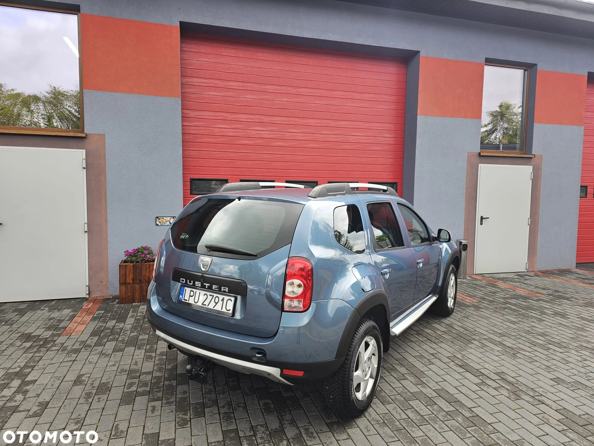Dacia Duster 1.6 16V 4x2 Prestige - 9