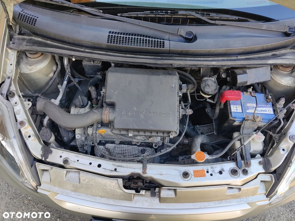 Daihatsu Sirion 1.3 Top S - 28