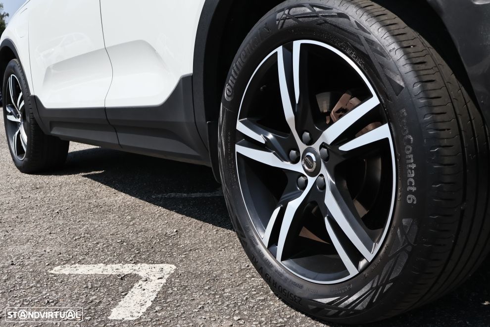 Volvo XC 40 1.5 T4 PHEV R-Design - 4