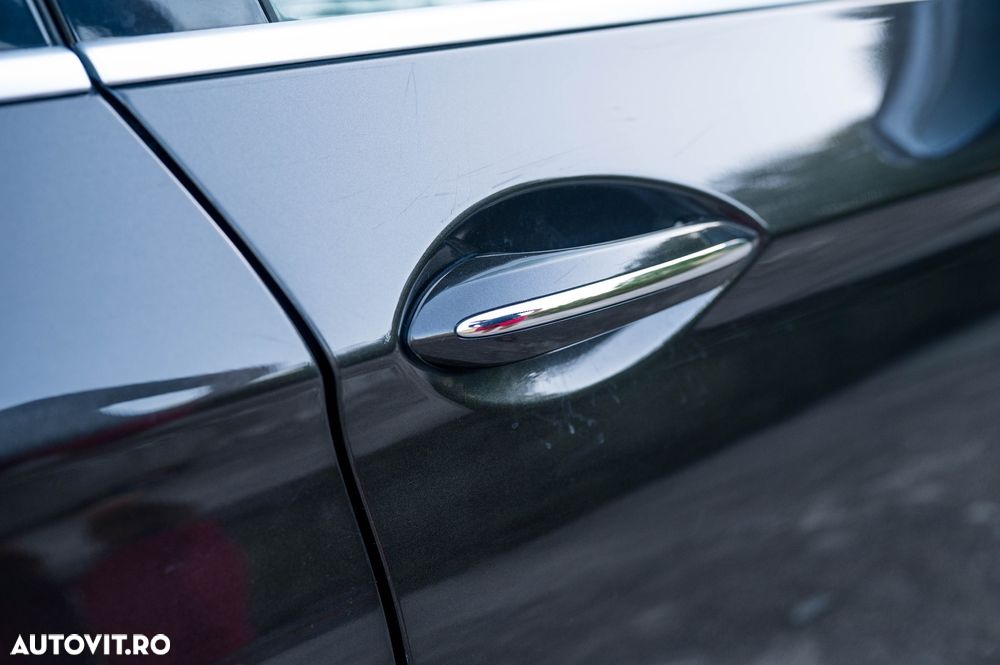 BMW Seria 5 520d - 28
