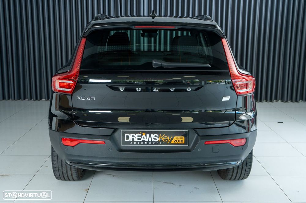 Volvo XC 40 Recharge 82 kWh Single M. Extended Range RWD Core - 4