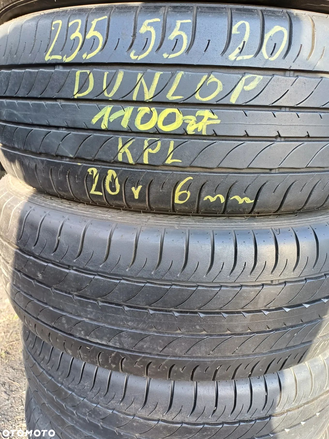 235/55/20 Dunlop - 1