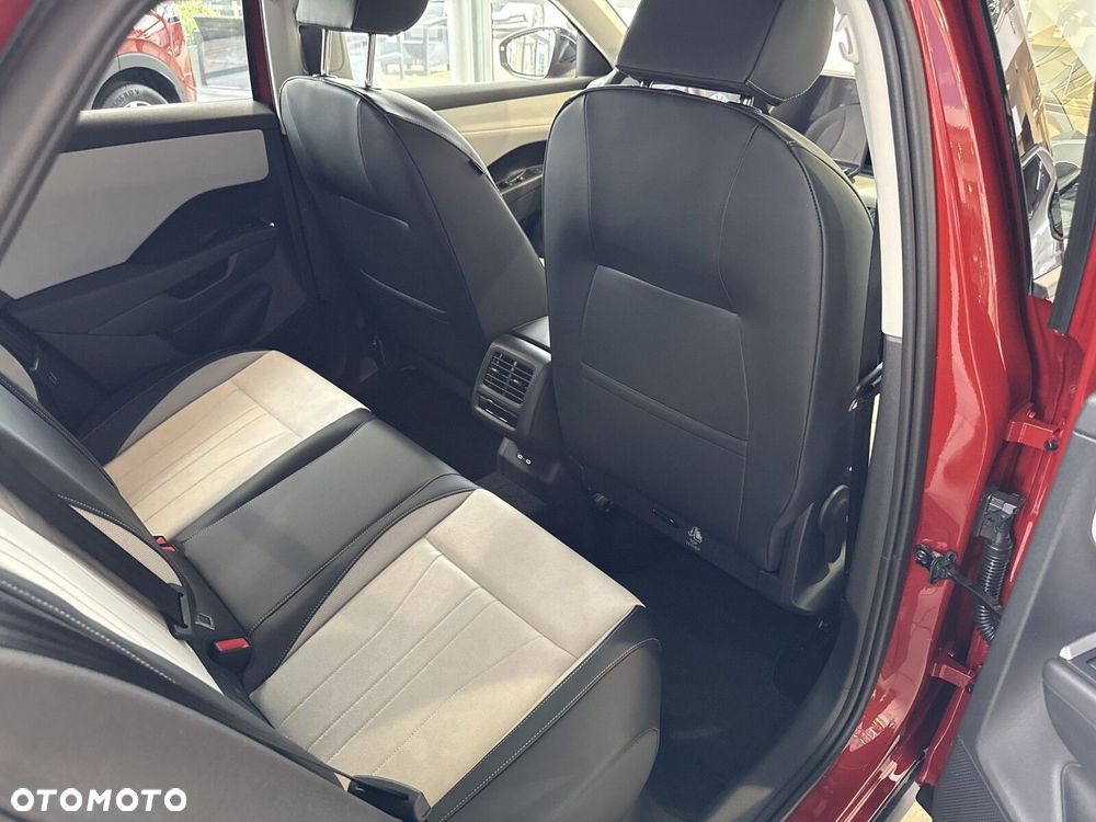 Volkswagen T-Roc 1.5 eTSI Style DSG - 24