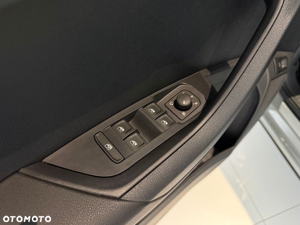 Skoda Karoq 1.5 TSI ACT Sportline DSG - 19