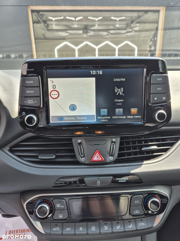 Hyundai i30 - 23