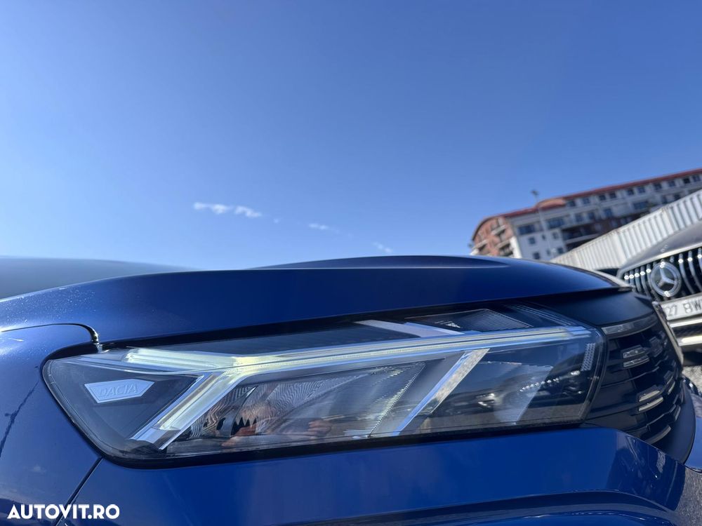 Dacia Logan TCe 90 Essential - 8