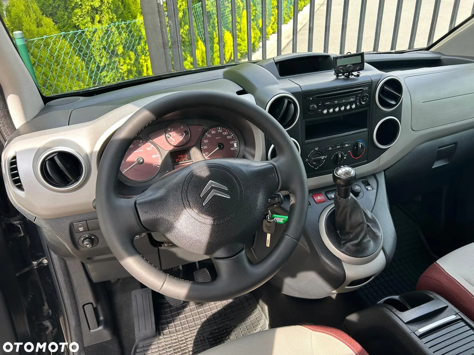 Citroën Berlingo 1.6 HDi 110 FAP Multispace Exclusive - 19