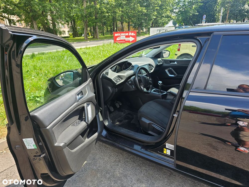 Peugeot 308 1.6 THP Active - 13