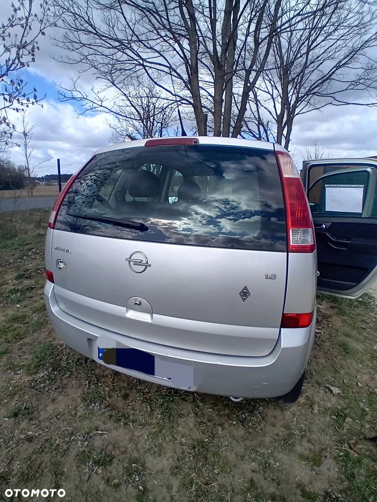 Opel Meriva 1.6 16V Cosmo - 2