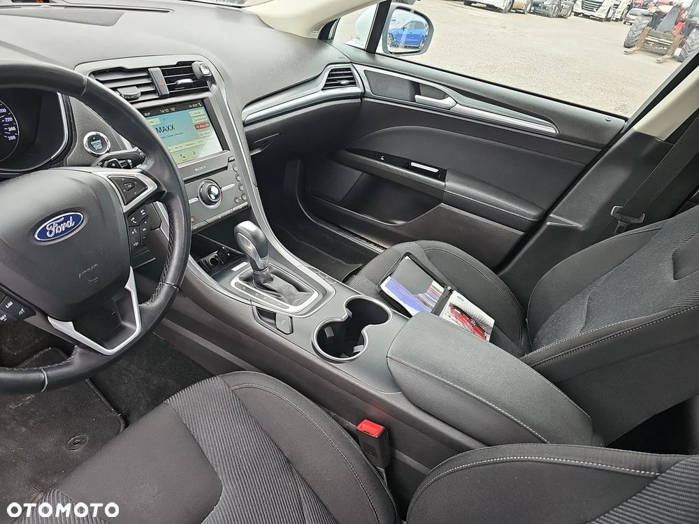Ford Mondeo 2.0 TDCi Titanium PowerShift - 17