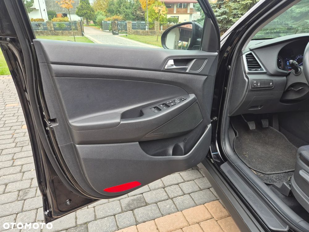 Hyundai Tucson 1.6 Turbo 2WD Navi - 15