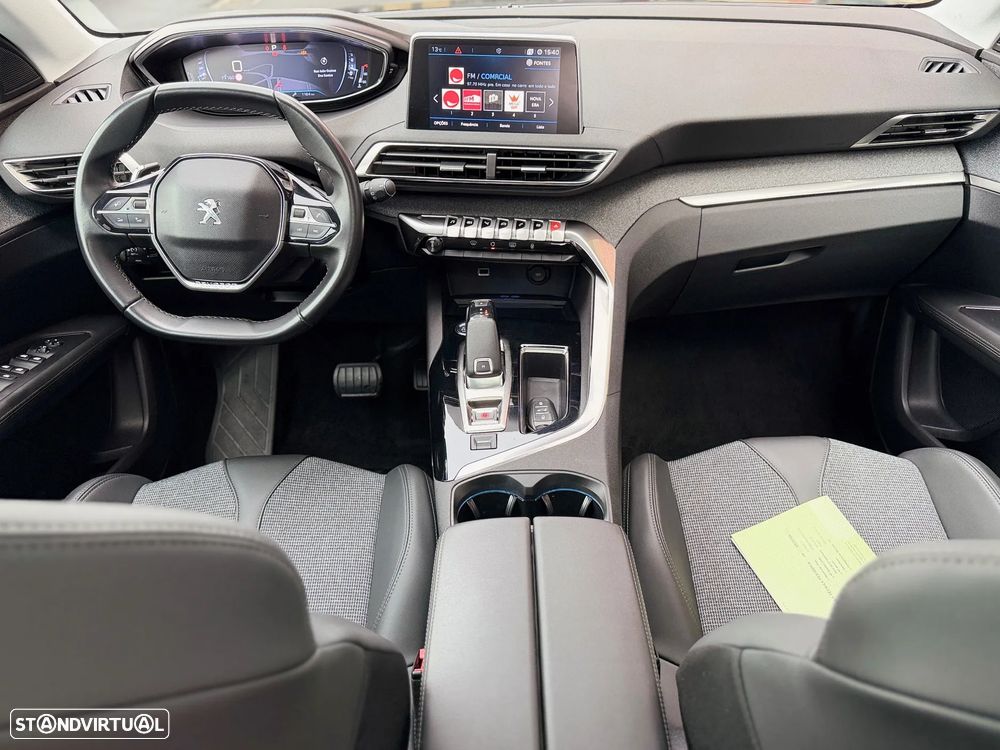 Peugeot 3008 1.2 PureTech Allure EAT8 - 4