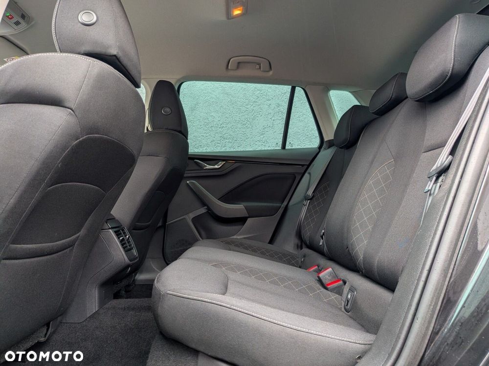 Skoda Kamiq 1.5 TSI Ambition - 10