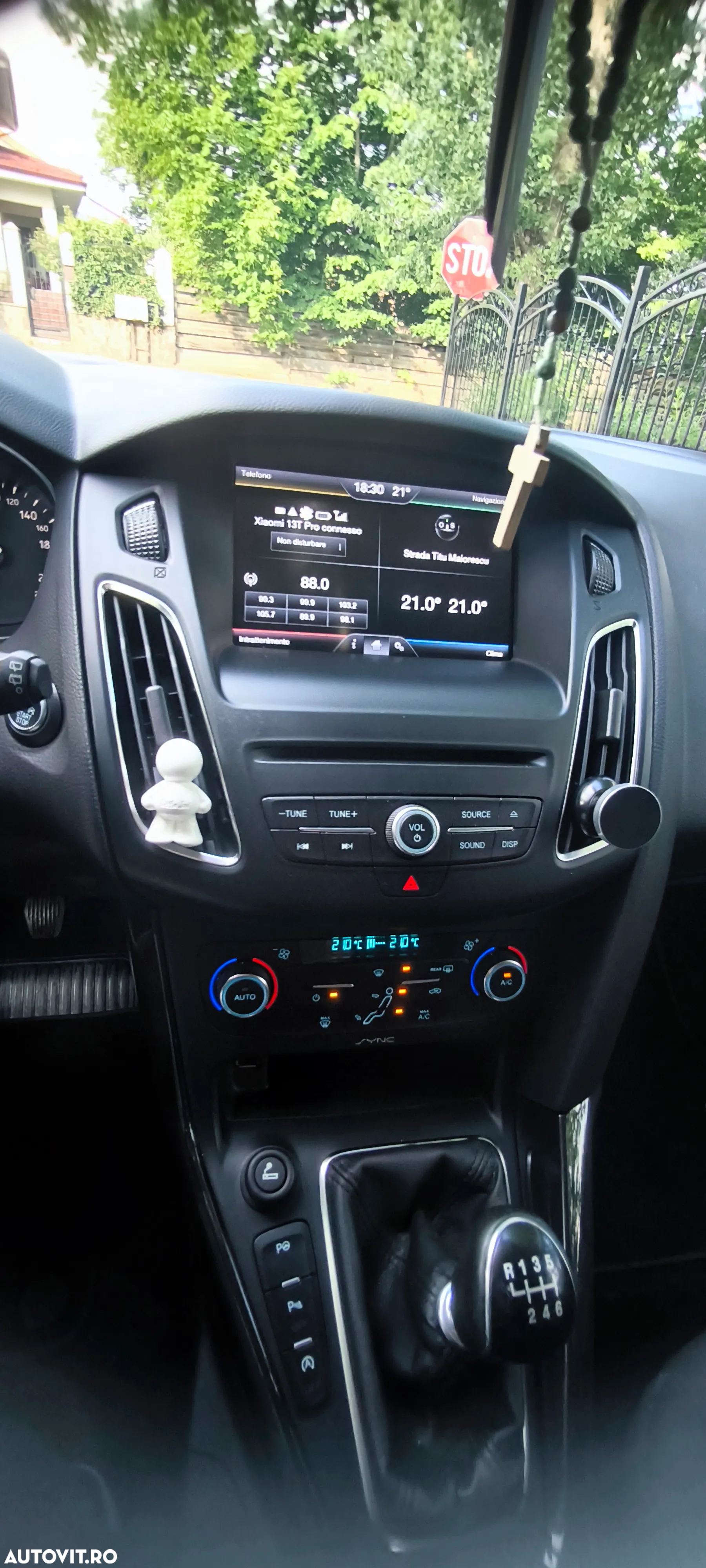 Ford Focus 1.5 EcoBlue Start-Stopp-System TITANIUM - 11