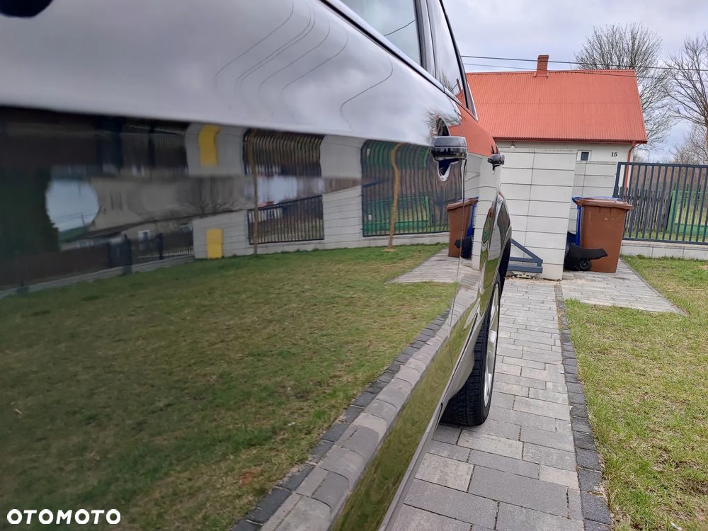 Ford Kuga 2.0 TDCi 4WD Titanium Plus - 28