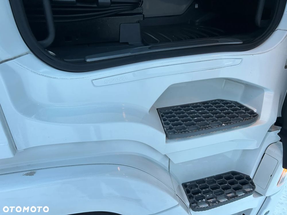 Scania R450 MEGA RETARDER NOWE OPONY / TACHOGRAF NOWEJ GENERACJI / KLIMA POSTOJOWA / LOW DECK / ZBIORNIKI PALIWOWE 1200 L / MOŻLIWA SPRZEDAŻ W ZESTAWIE Z NACZEPĄ !! - 33