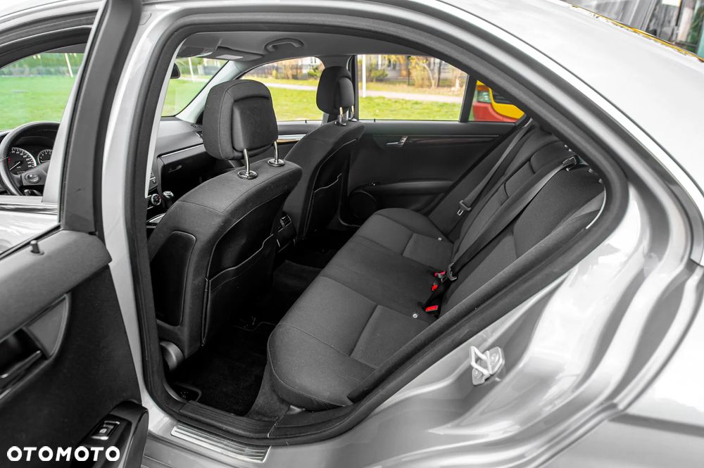 Mercedes-Benz Klasa C 200 Kompressor Avantgarde - 9