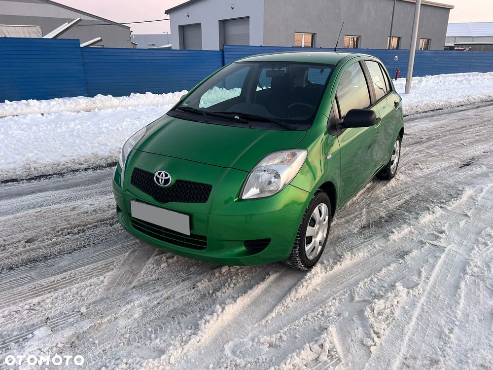Toyota Yaris - 7