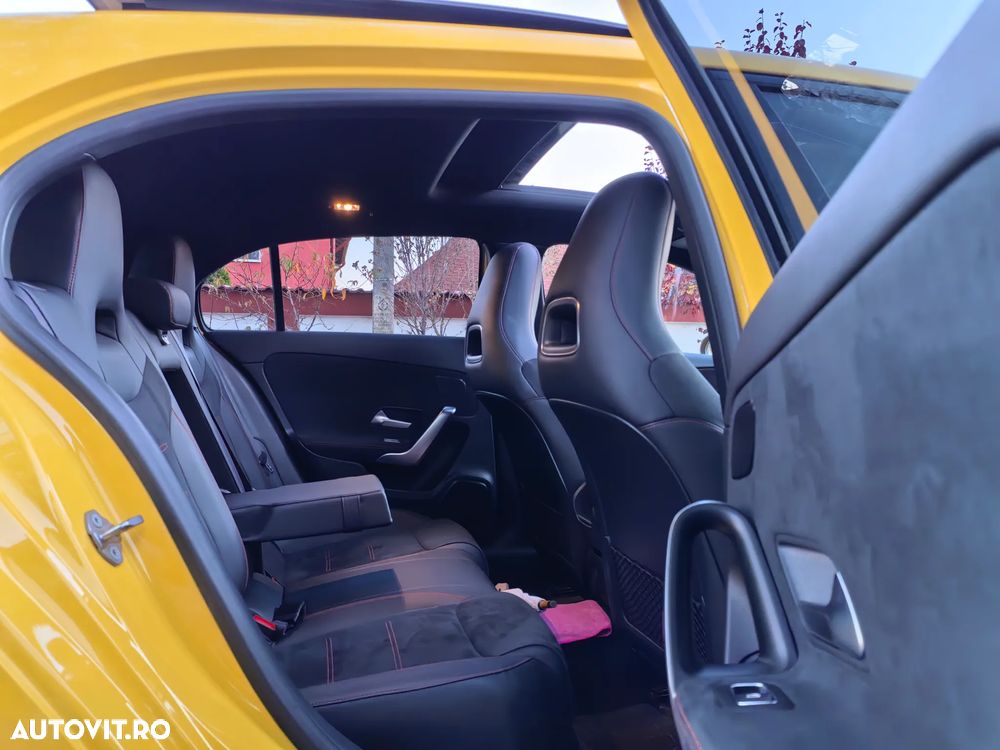 Mercedes-Benz A - 10