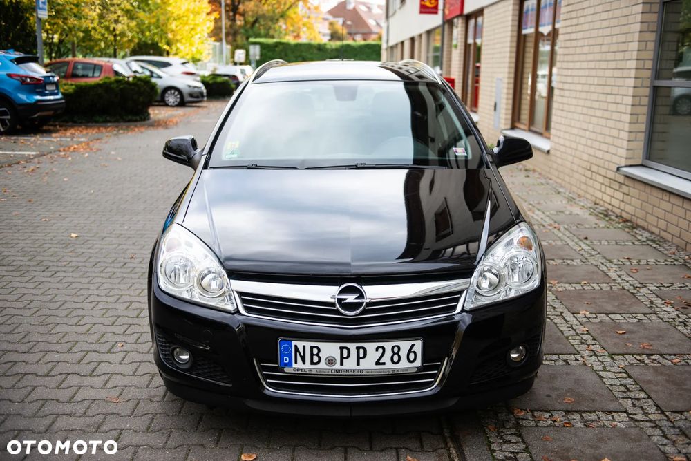 Opel Astra 1.6 Cosmo - 9