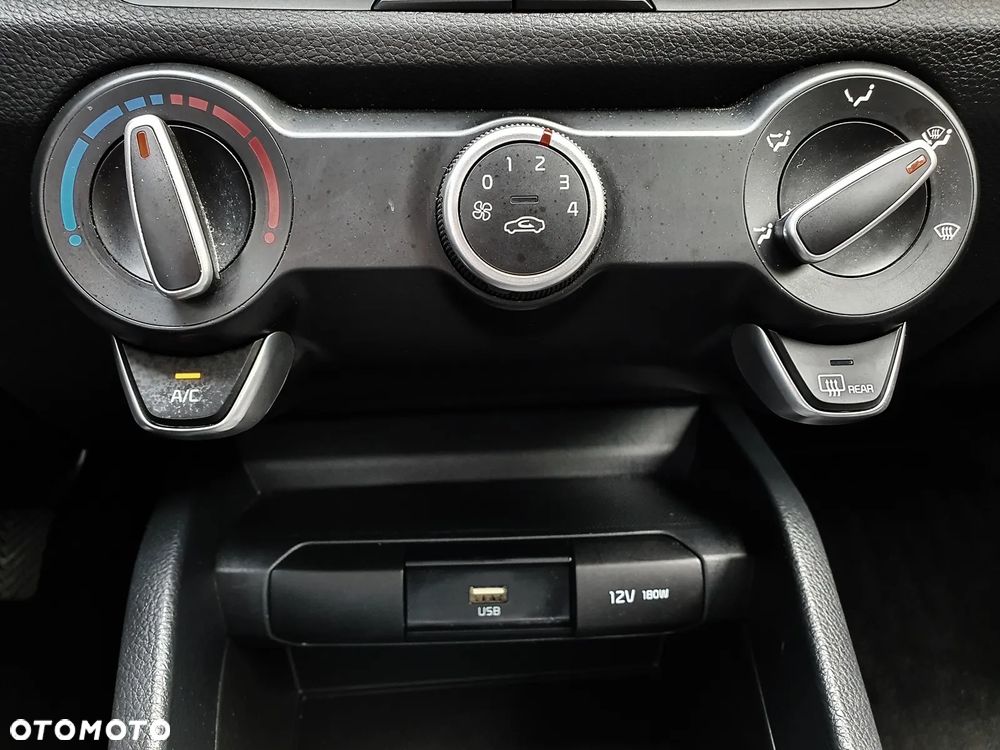 Kia Stonic 1.2 M - 19
