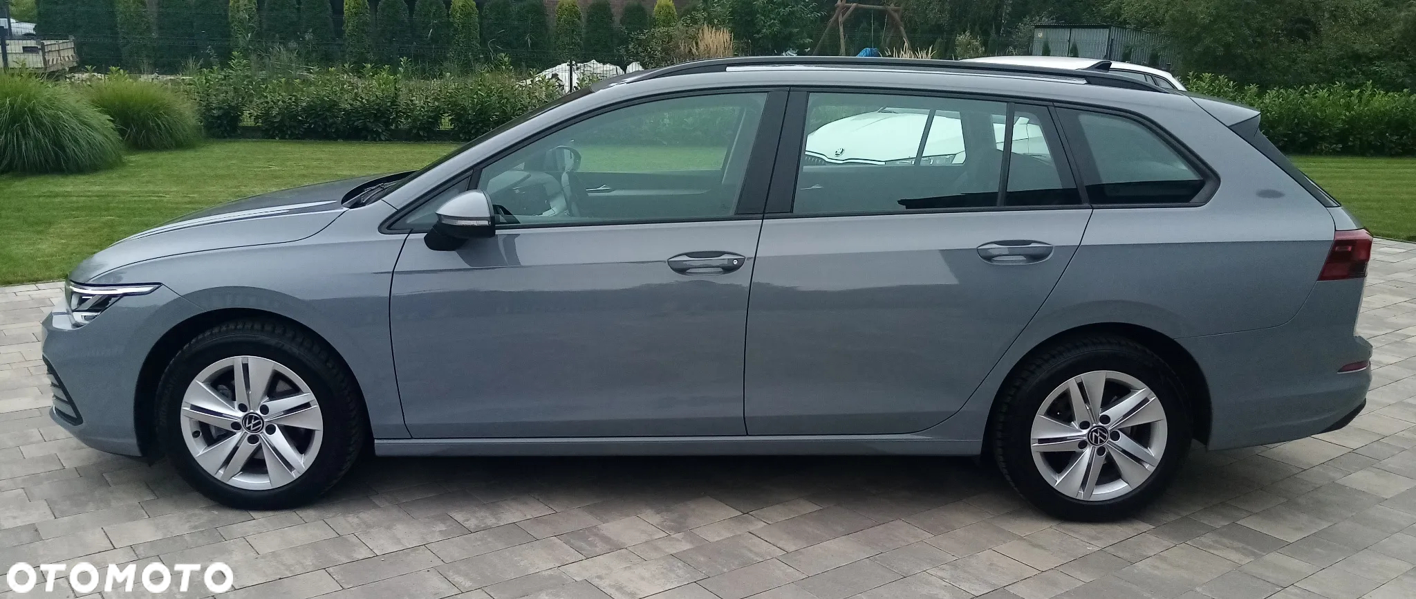 Volkswagen Golf - 2