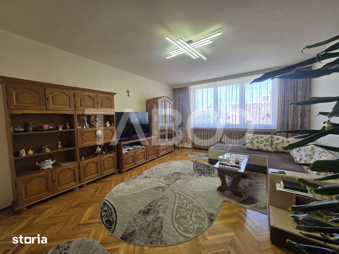 Apartament 5 camere de vanzare 182mp decomandat zona Piata Cluj Sibiu — fotografia 3