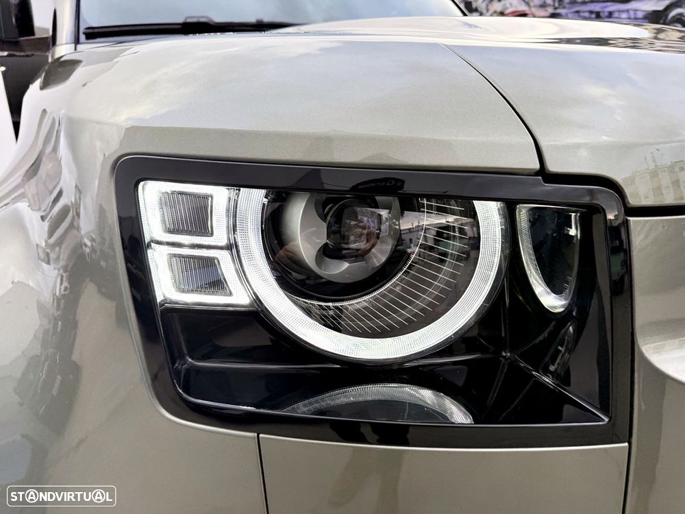 Land Rover Defender 2.0 P400e 110 AWD X-Dynamic SE - 38