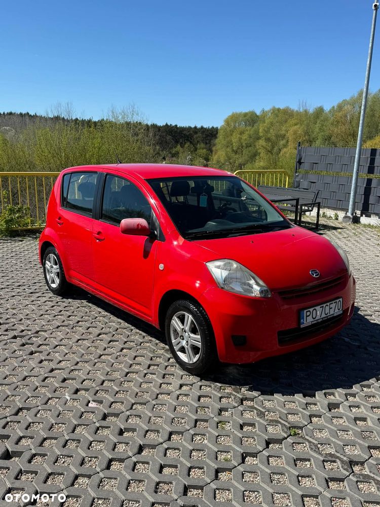 Daihatsu Sirion - 1