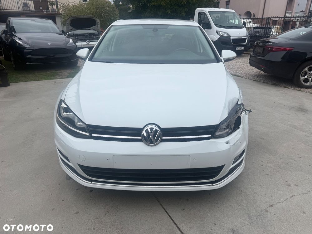 Volkswagen Golf 2.0 BlueTDI Highline - 3