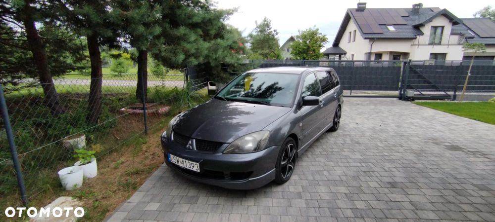 Mitsubishi Lancer - 1