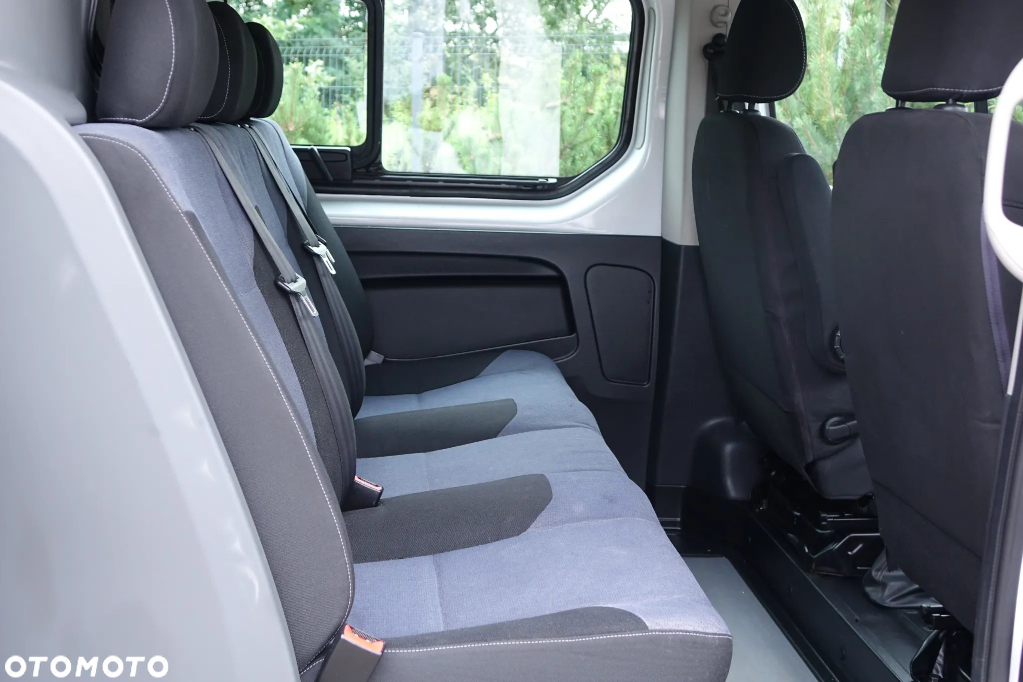 Opel Vivaro brygadówka LONG L2H1 + bagażnik dachowy - 15