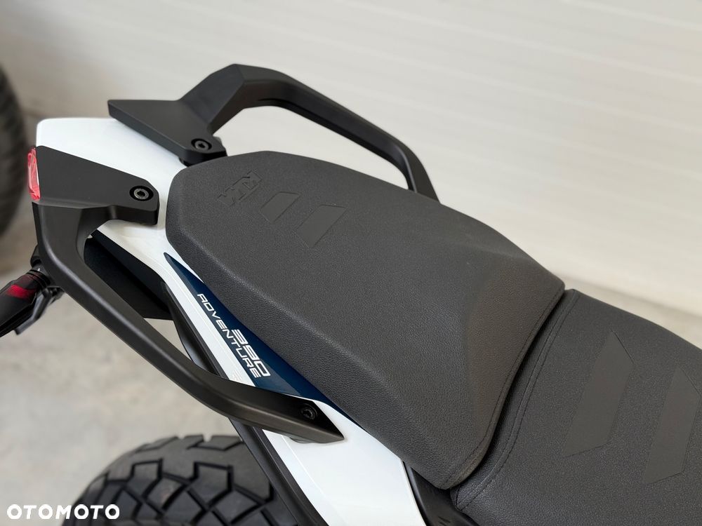 KTM Adventure 390 - 18