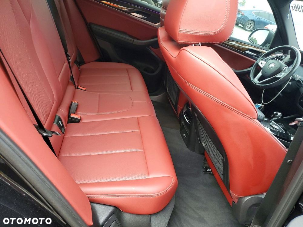 BMW X3 xDrive30i - 10