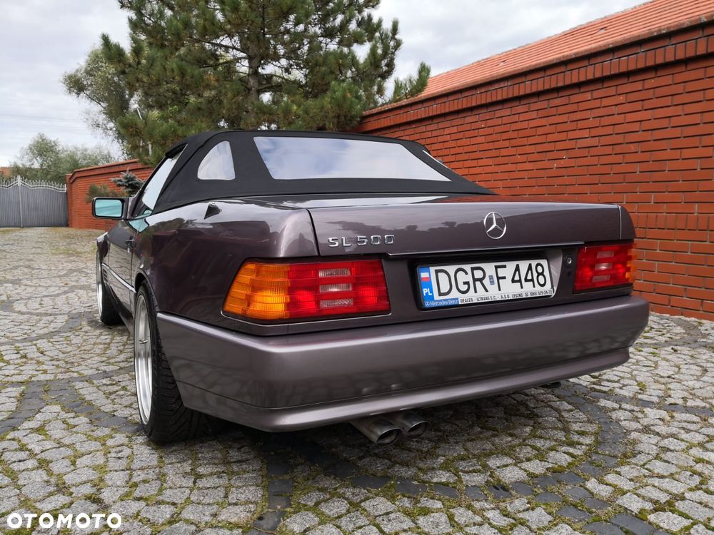 Mercedes-Benz SL - 21