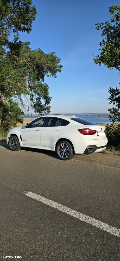 BMW X6 xDrive30d - 16