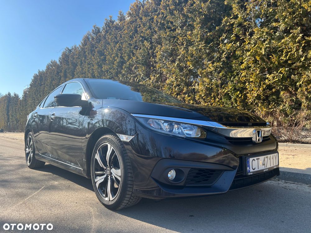 Honda Civic 1.5 T Elegance - 10