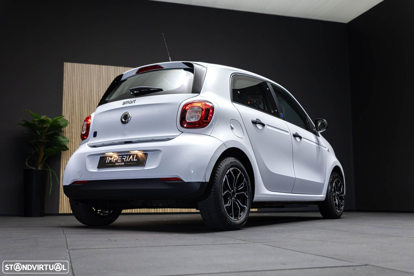 Smart ForFour EQ Prime - 18