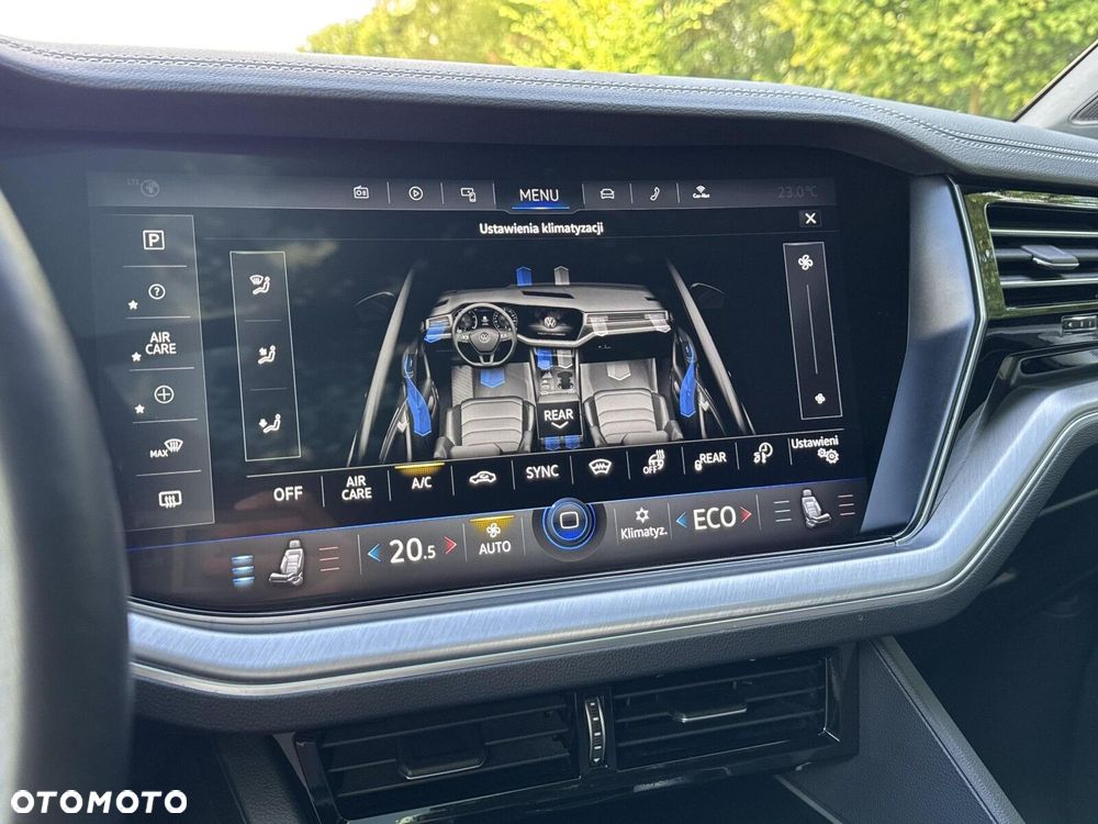 Volkswagen Touareg - 25