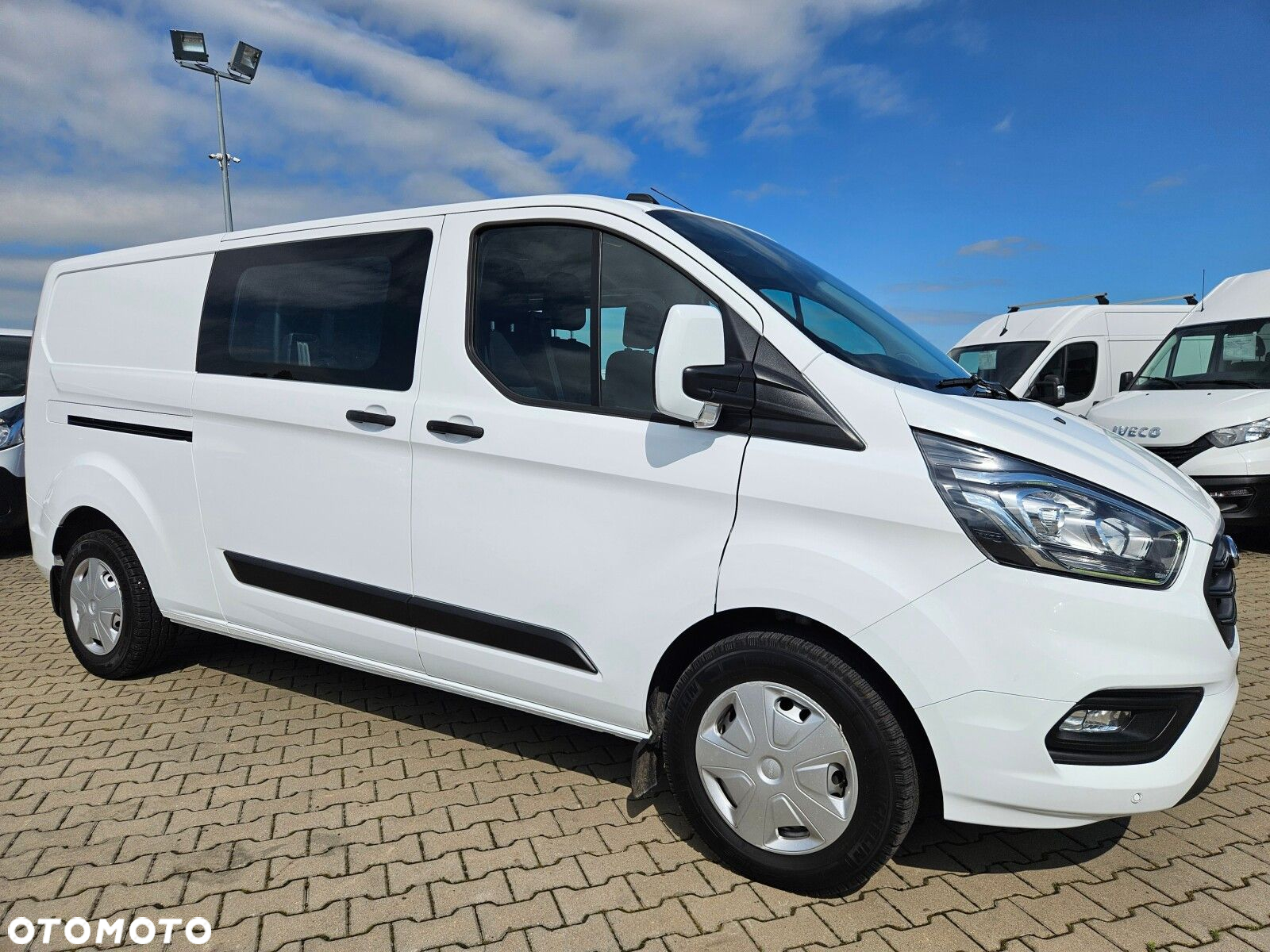 Ford transit-custom L2H1 *89900zł NETTO* Brygadówka 6 osób 2.0TdCi/170KM - 3