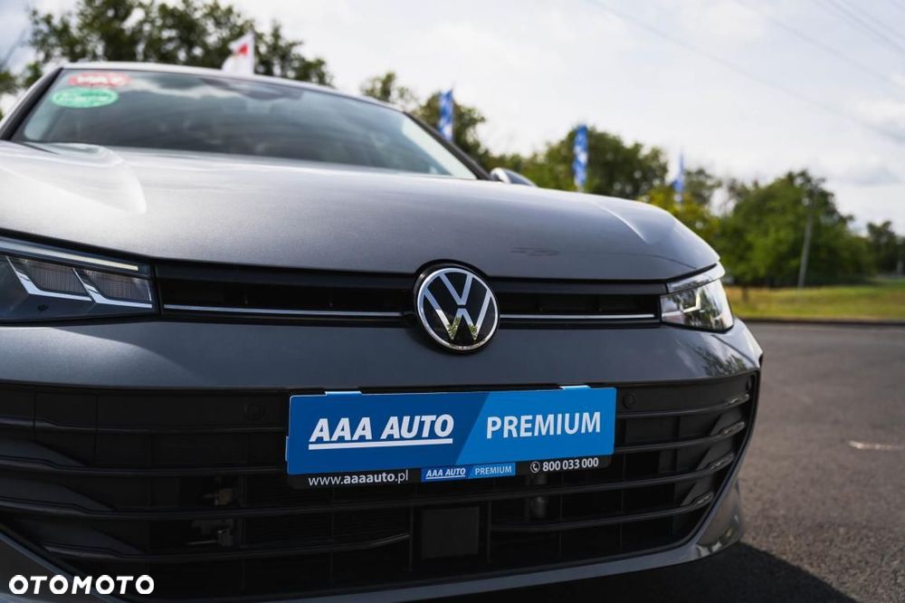 Volkswagen Passat Variant - 8