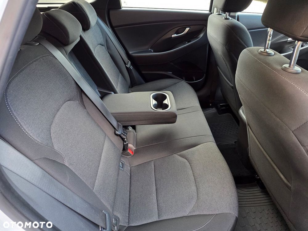 Hyundai i30 - 16