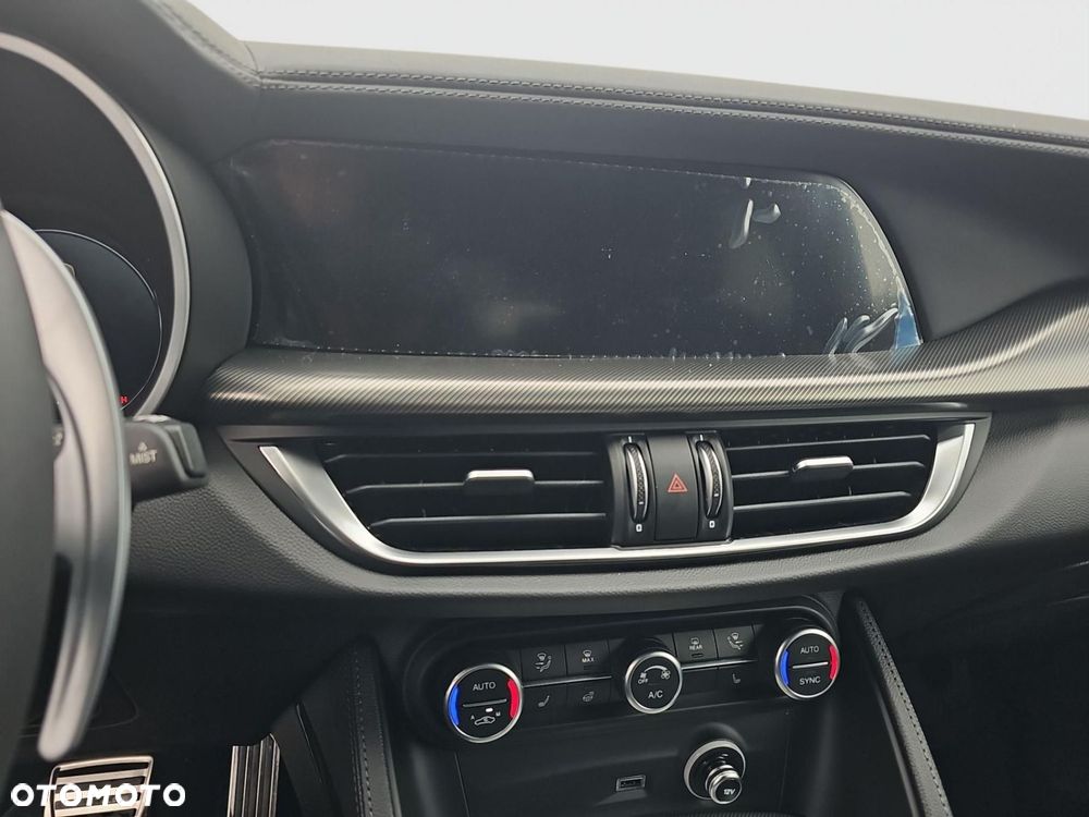 Alfa Romeo Giulia 2.0 Turbo Veloce Q4 - 15