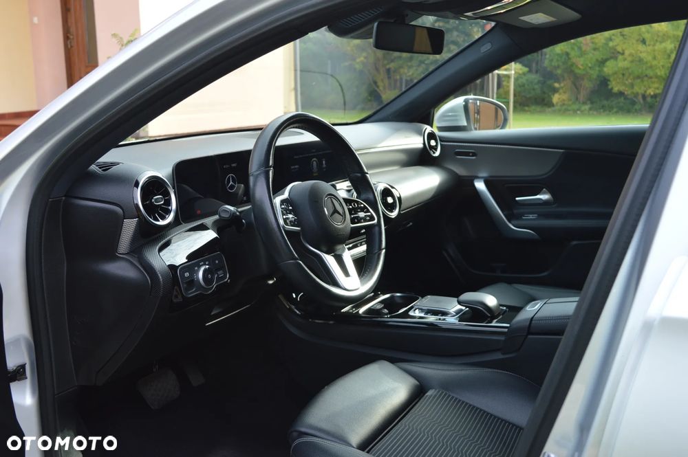 Mercedes-Benz Klasa A 180 d Progressive 7G-DCT - 15