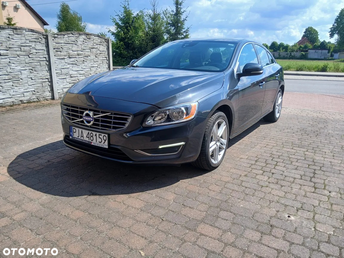 Volvo S60 - 16