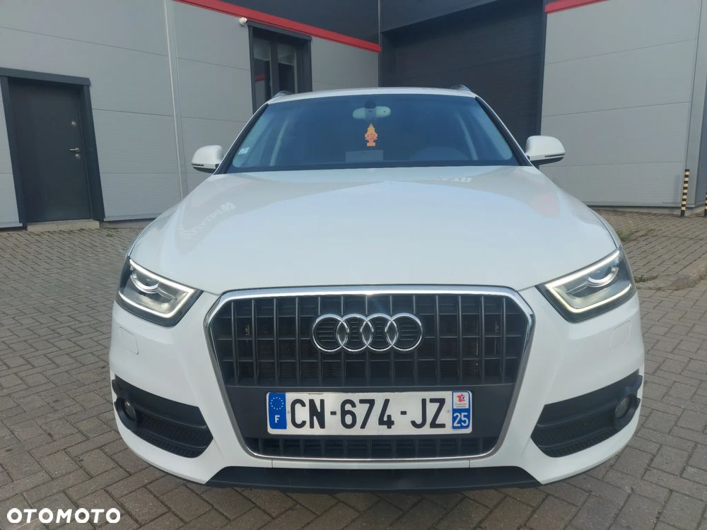 Audi Q3 2.0 TDI - 9