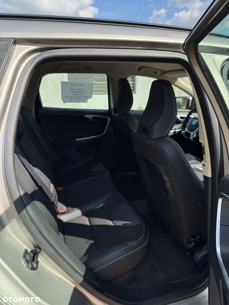 Volvo XC 60 - 20