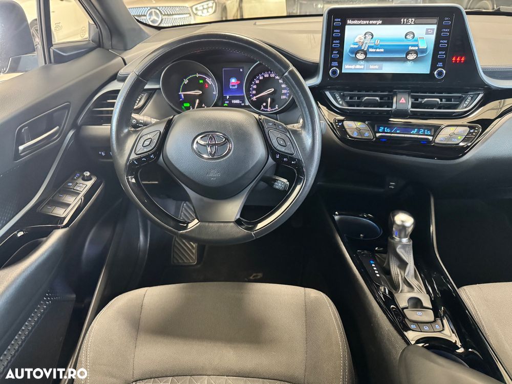 Toyota C-HR 1.8 HSD 122 CP 4x2 CVT C-lassy - 12